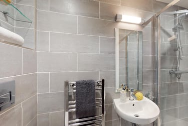 1 bed studio, Tunnel Avenue, Westcombe Park, London, SE100SL - Image 11